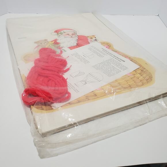 Vtg Holiday Flight Punch Out Paper Santa Hot Air Balloon Christmas Décor DIY Kit - Picture 10 of 11